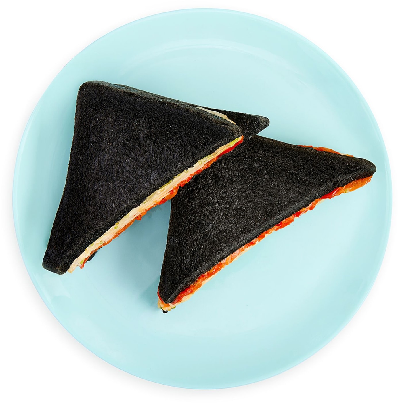 Изображение товара Сэндвич Перекресток Select на угольном хлебе с индейкой перцем гриль и пикантным соусом 180г