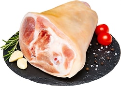 Рулька свиная на косточке из замороженного сырья 1-1.5кг