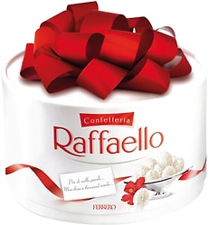 Конфеты Raffaello с цельным миндальным орехом в кокосовой обсыпке 100г