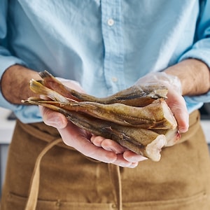 Изображение товара Навага тушка потрошеная без головы  из замороженного сырья