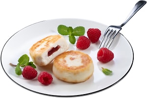 Изображение товара Сырники Creative Kitchen с малиновой начинкой 140г