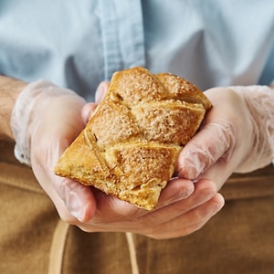 Изображение товара Слойка с яблоком 75г