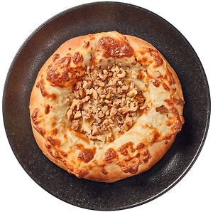 Изображение товара Хачапури Перекресток Select по-мегрельски с сыром Сулугуни зеленью и грецким орехом 250г