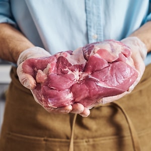 Изображение товара Окорок задний свиной 0.4-0.7кг