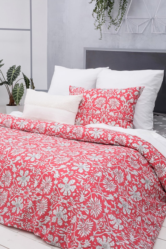 Комплект постельного белья S&J Евро Мускат красный наволочки 70*70см