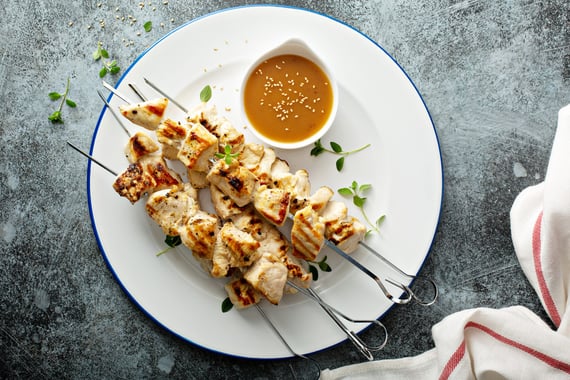 Курочка с арахисовым соусом